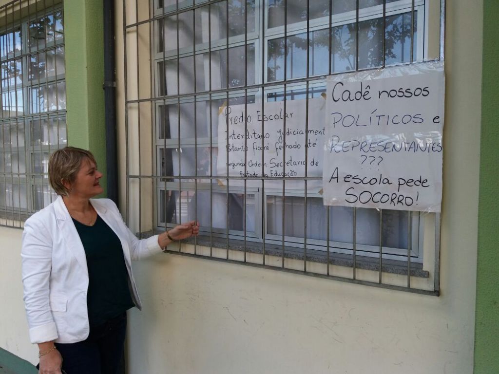 Deputada Luciane vistoria escolas interditadas no Sul